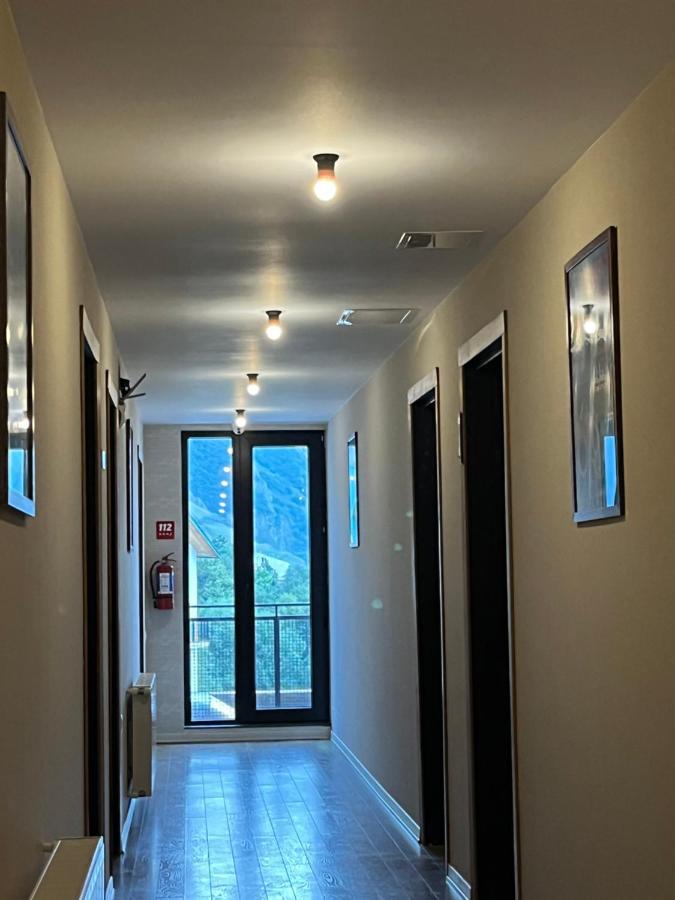 Hotel Stancia Kazbegi - City Center Ngoại thất bức ảnh